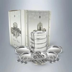 SAIL Travelling Set